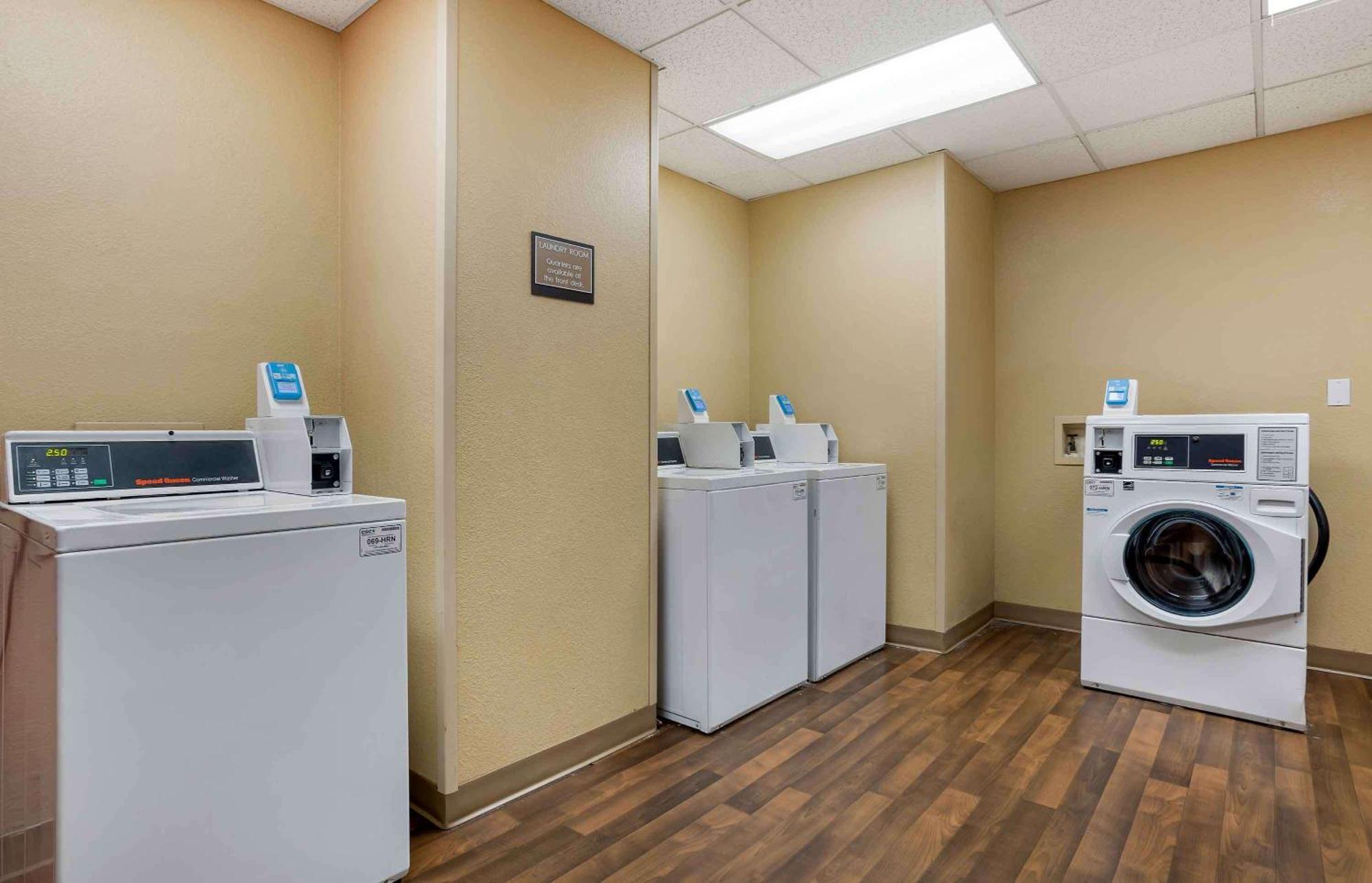 Extended Stay America Select Suites - Houston - Sugar Land Buitenkant foto